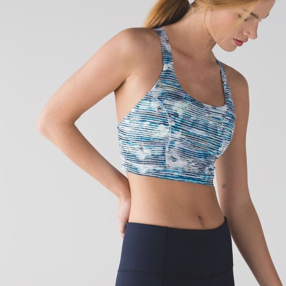 LIKE NEW Lululemon Pure Practice Bra Blurry Belle Multi / Sea Mist - Picture 4 of 16
